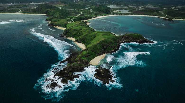The Massive 'Invisible Fence' Animals In Asia Refuse To Cross